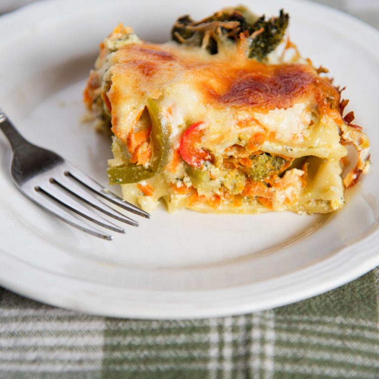 Chunky Vegetable Lasagna with White Sauce and Pesto