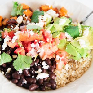 mexican quinoa bowl featured image