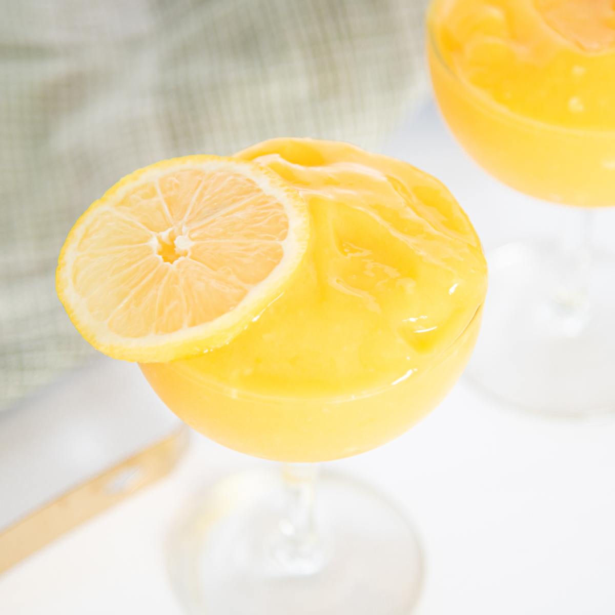 Easy Frozen Mango Daiquiri Recipe