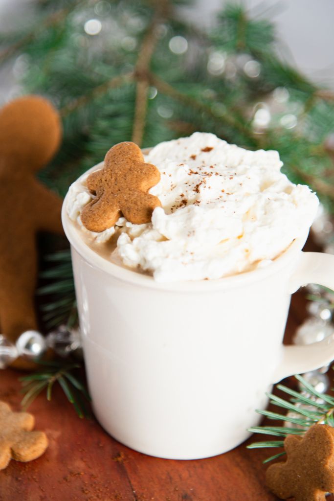 a close up of a gingerbread latte