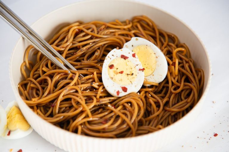 Easy Soy Sauce Noodles An Expression Of Food