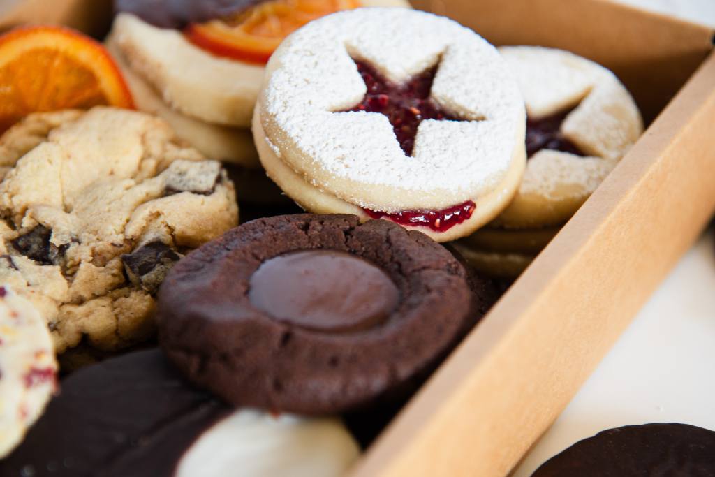 a close up of a finished cookie box