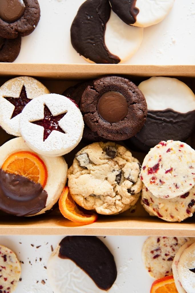 a close up of a filled cookie box