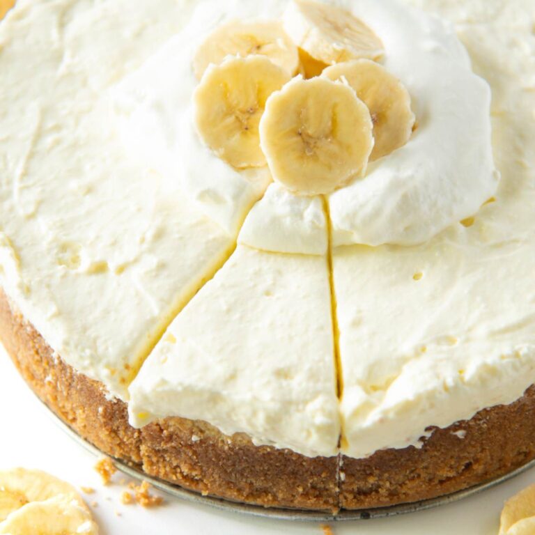 banana pudding cheesecake featured image