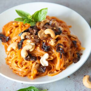 red curry noodles featured image